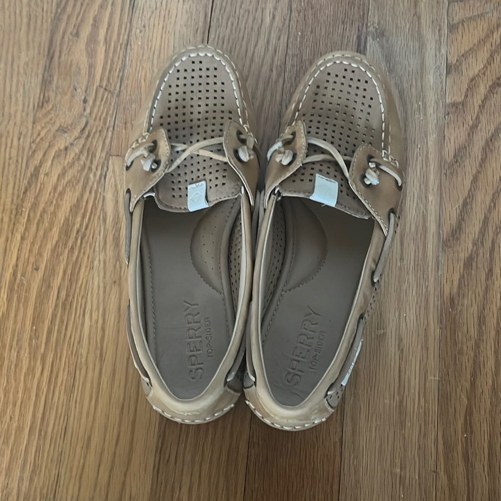 Sperry boat shoes in a beautiful camel color